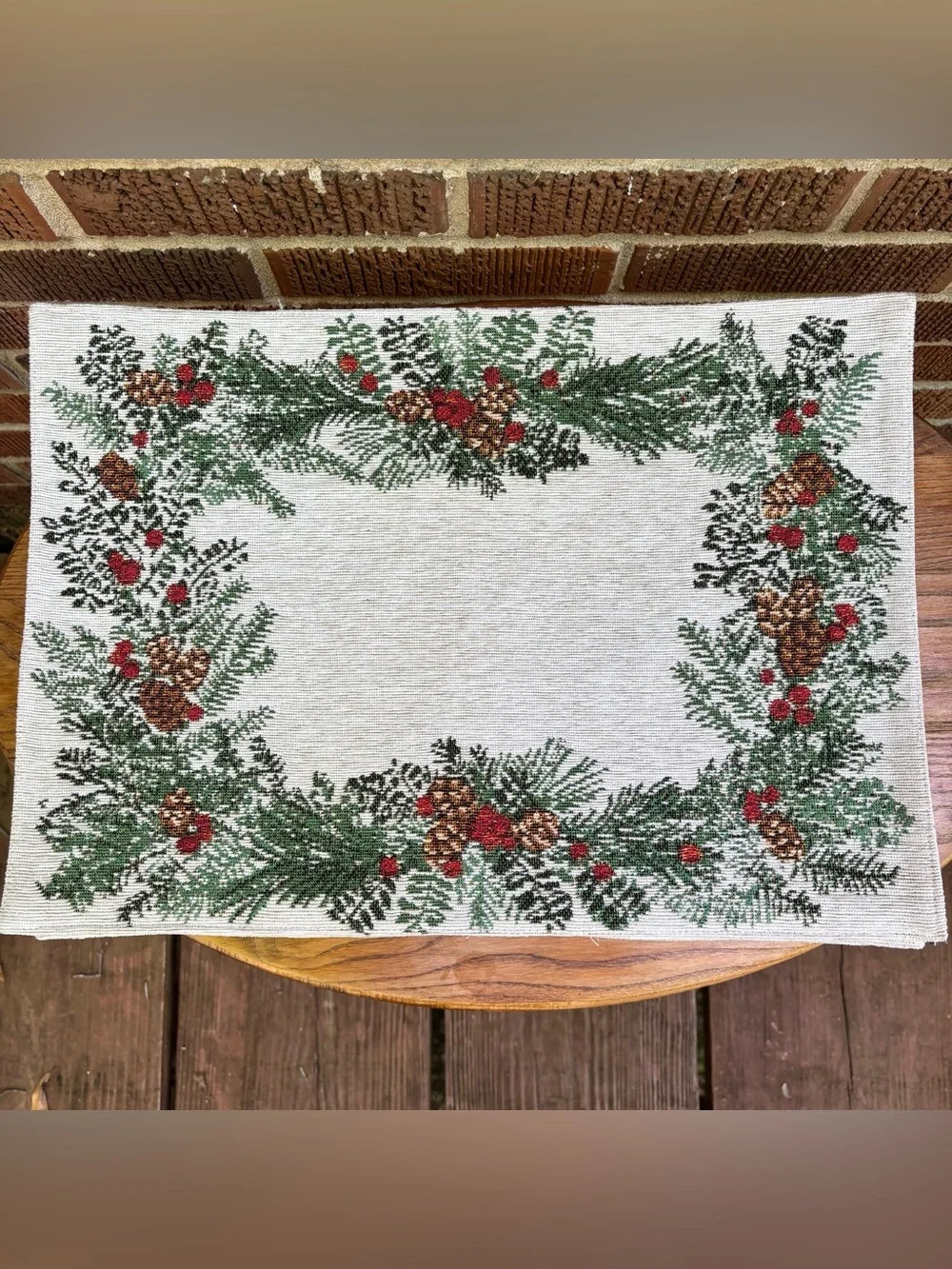 St. Nicholas Square Christmas Fabric Woodland Style Pine cones Set 4 Placemats
